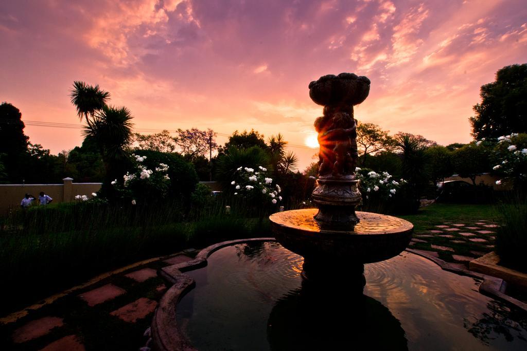 Little Tuscany Boutique Hotel Johannesburg Dış mekan fotoğraf